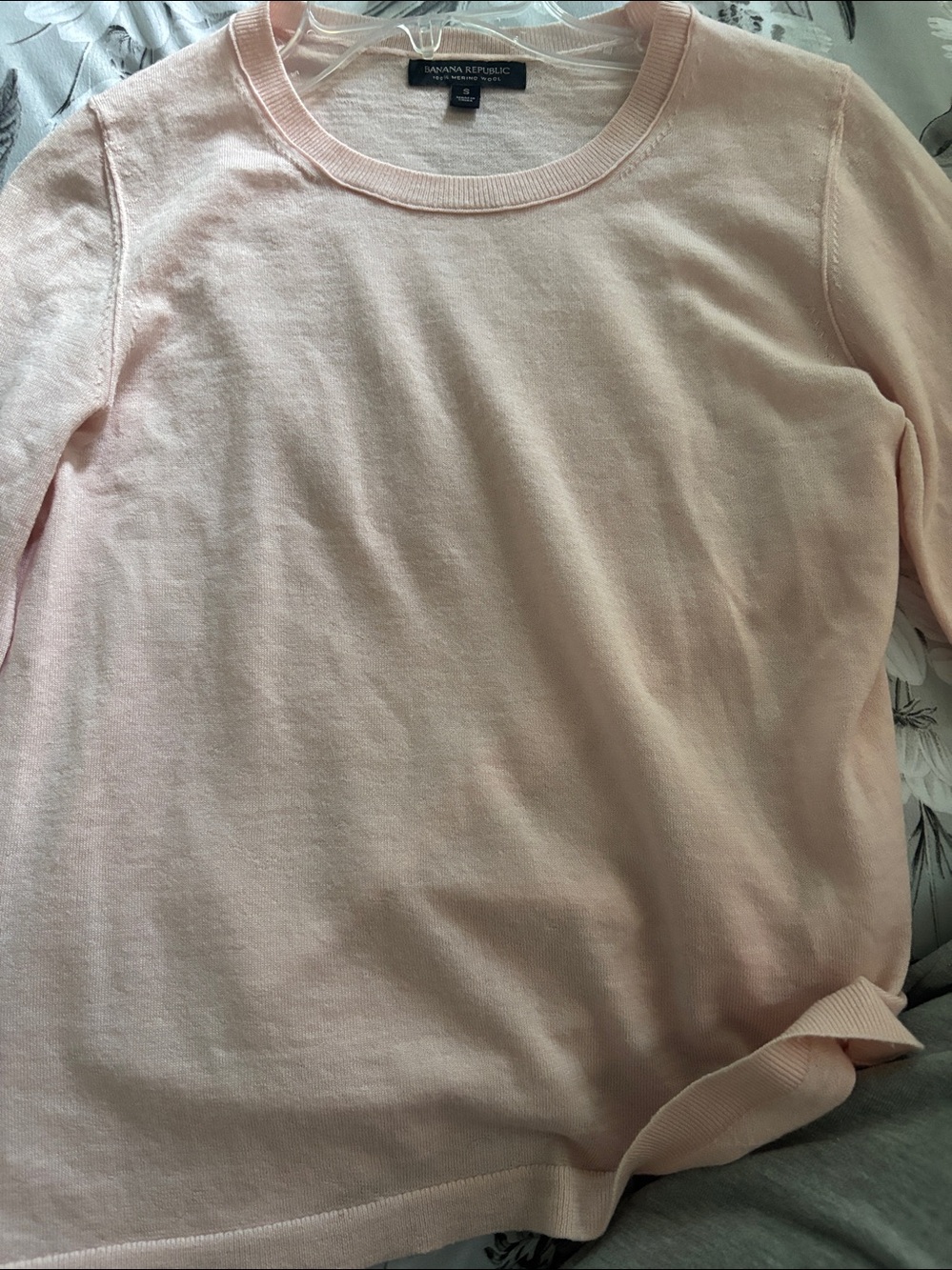 Banana Republic Pale Peach Short Sleeve Knit Top - Picture 2 of 5